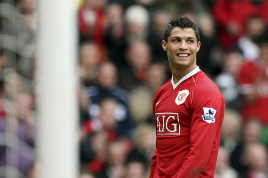 星空体育官方网站今晚纽卡斯尔调整名单以备意甲，强势反弹环节打磨，目标明确，临场指挥获称赞的简单介绍